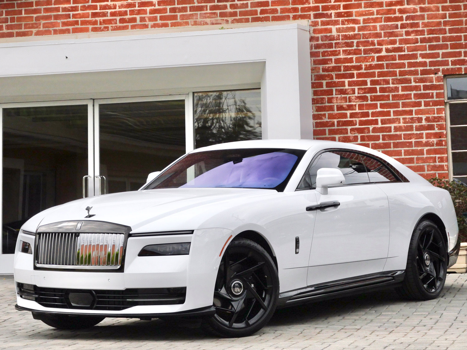  Rolls-Royce Black Badge Spectre