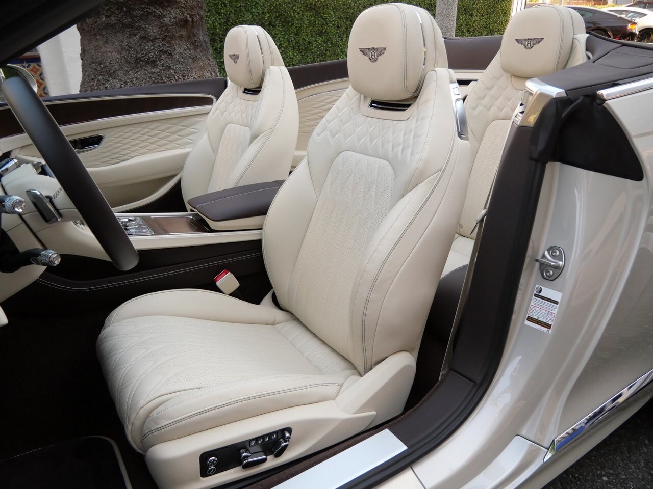 2026 Bentley Continental GTC Azure photo 2