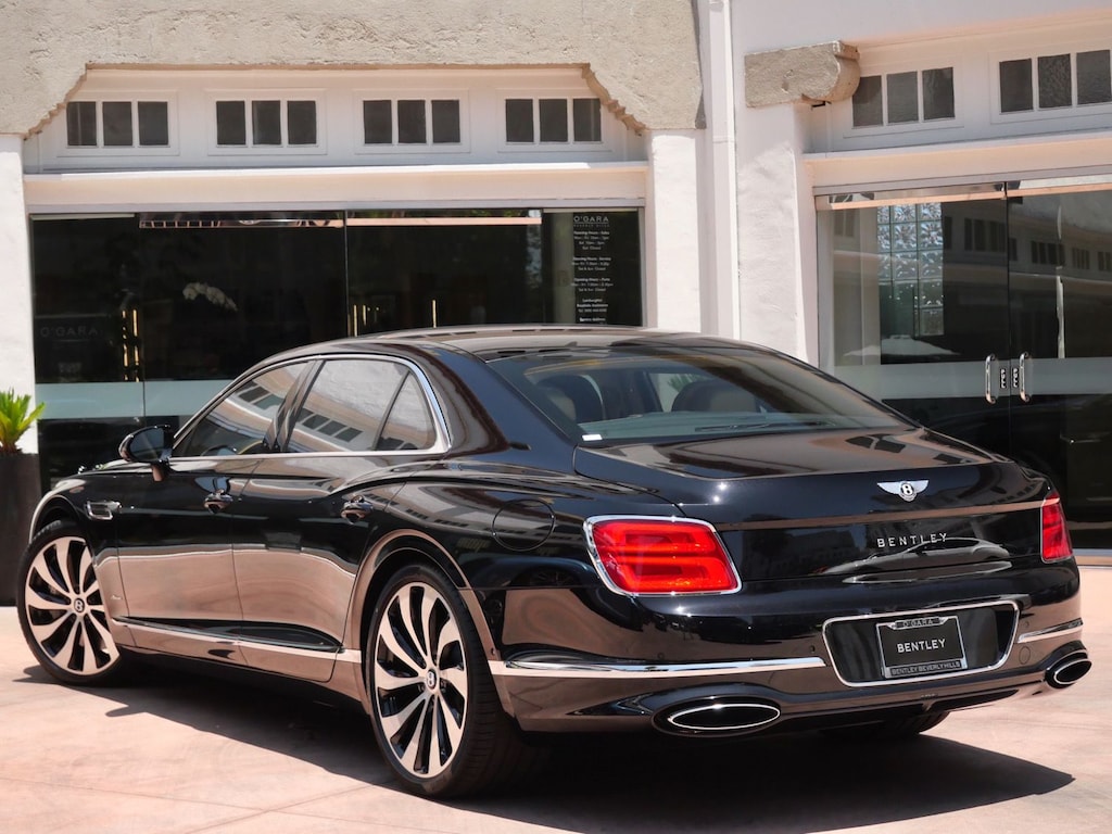 New 2026 Bentley Flying Spur Azure Sedan