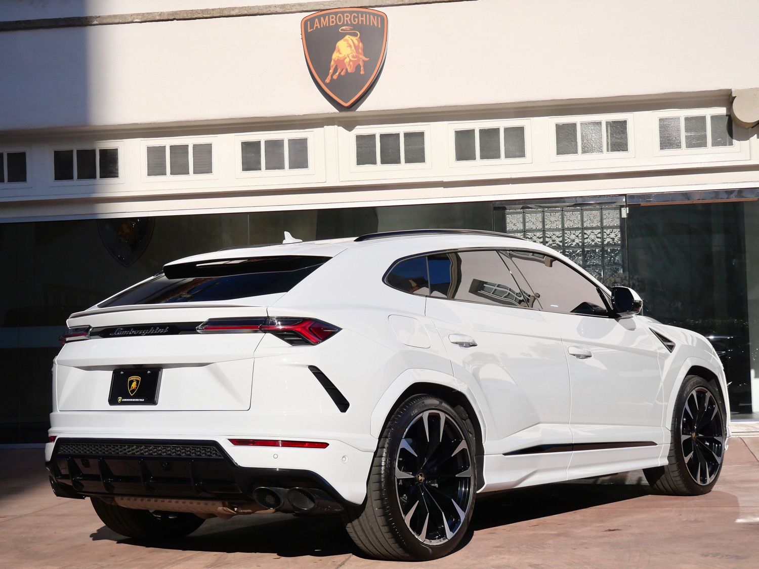 2021 Lamborghini Urus photo 4