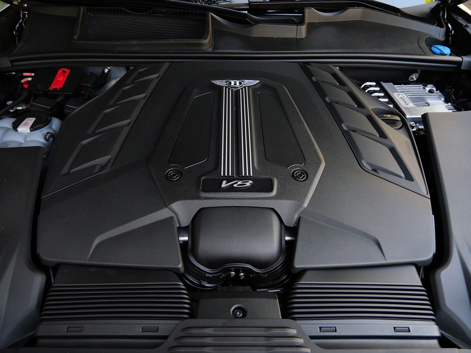 2025 Bentley Bentayga Black Edition - Photo 22