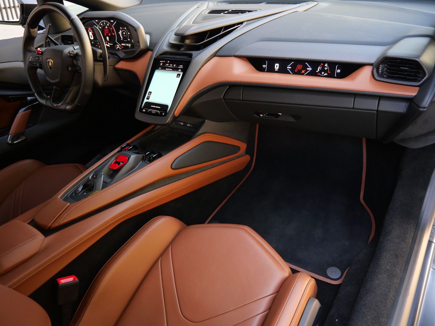 2024 Lamborghini Revuelto photo 6