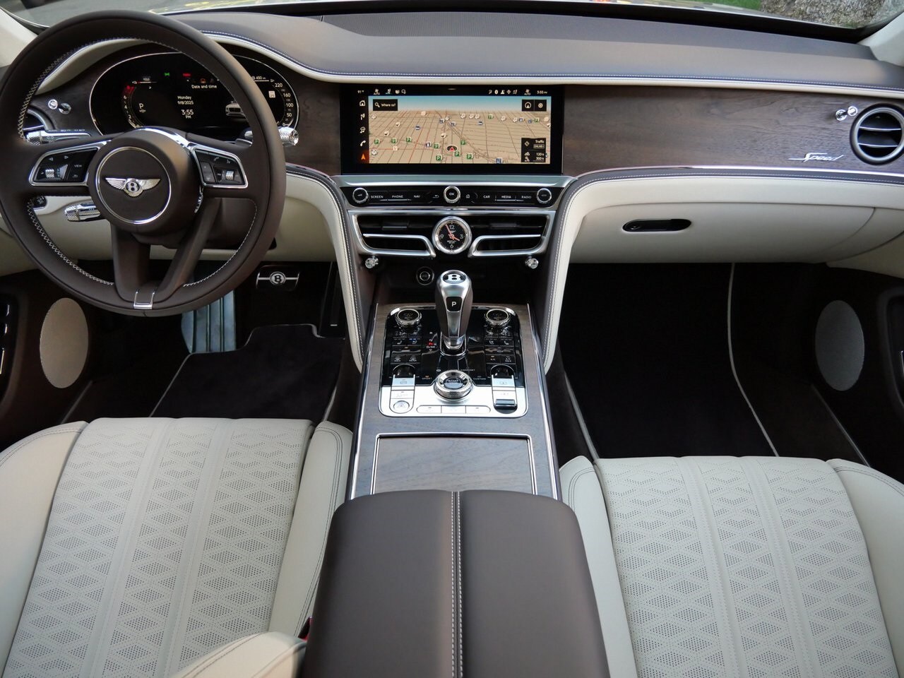 2025 Bentley Flying Spur Speed photo 4
