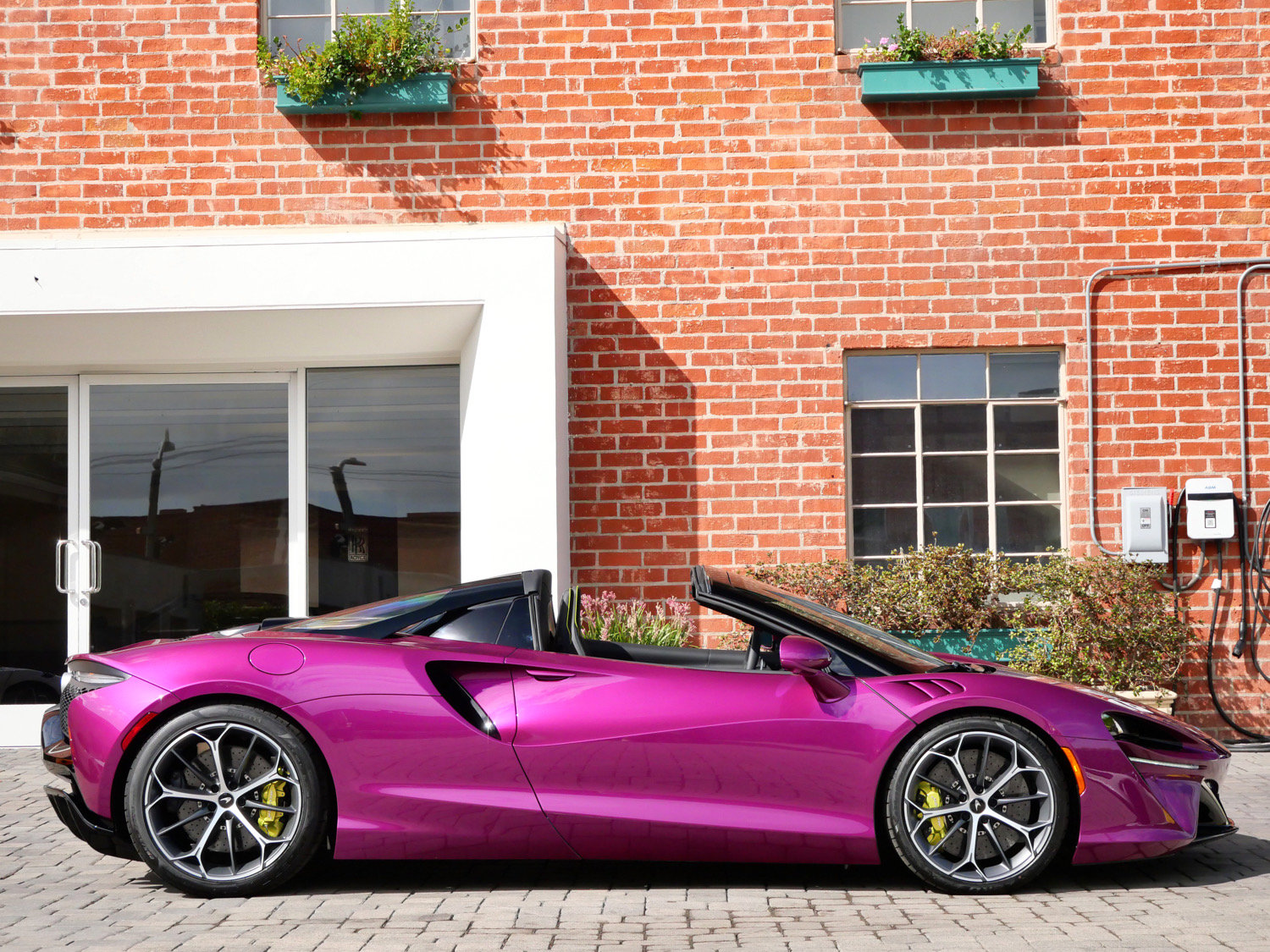 New 2027 McLaren Artura Performance Convertible