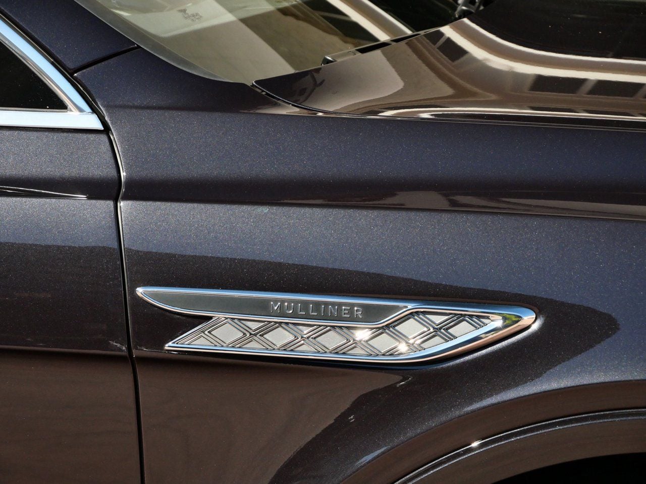 2025 Bentley Bentayga Mulliner - Photo 11