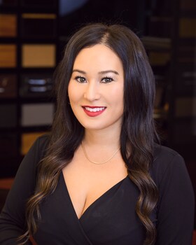 Staff member Viana Schreibman from 90469e0c687e