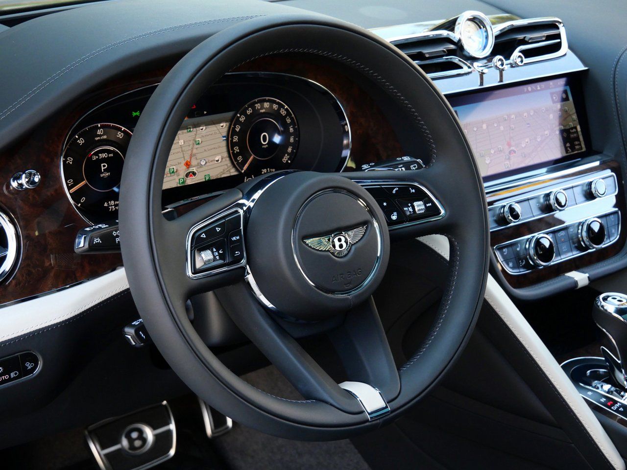 2025 Bentley Bentayga Mulliner - Photo 14