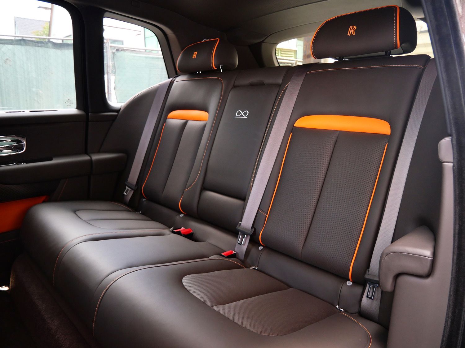 2022 Rolls-Royce Black Badge Cullinan photo 3