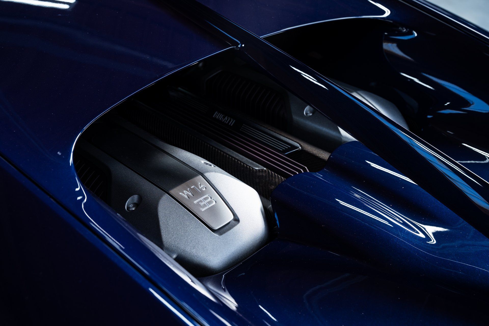 2023 Bugatti Chiron photo 6