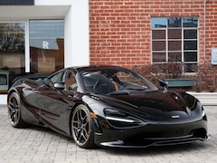 2025 McLaren 750S Coupe