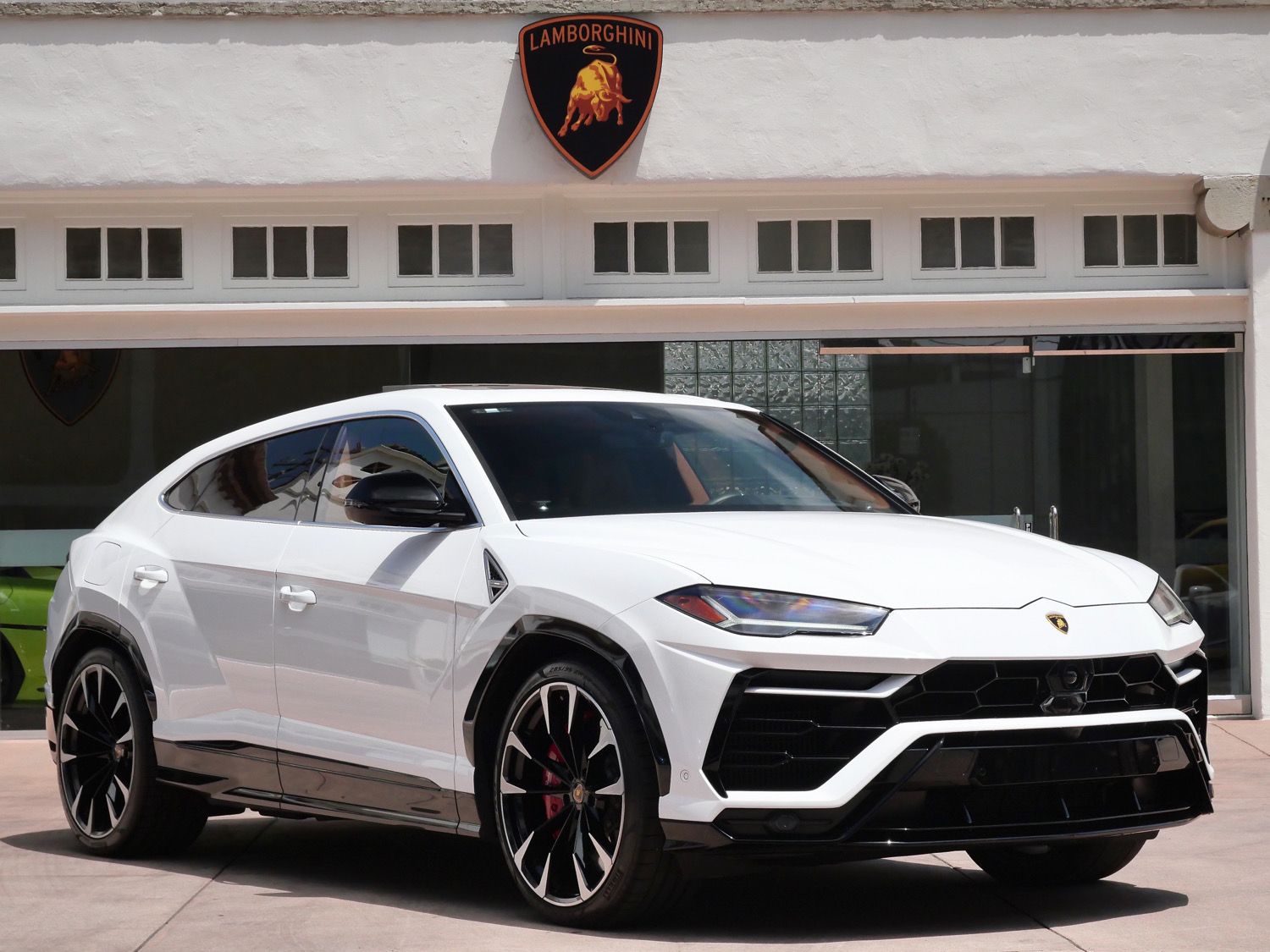 2022 Lamborghini Urus SUV 