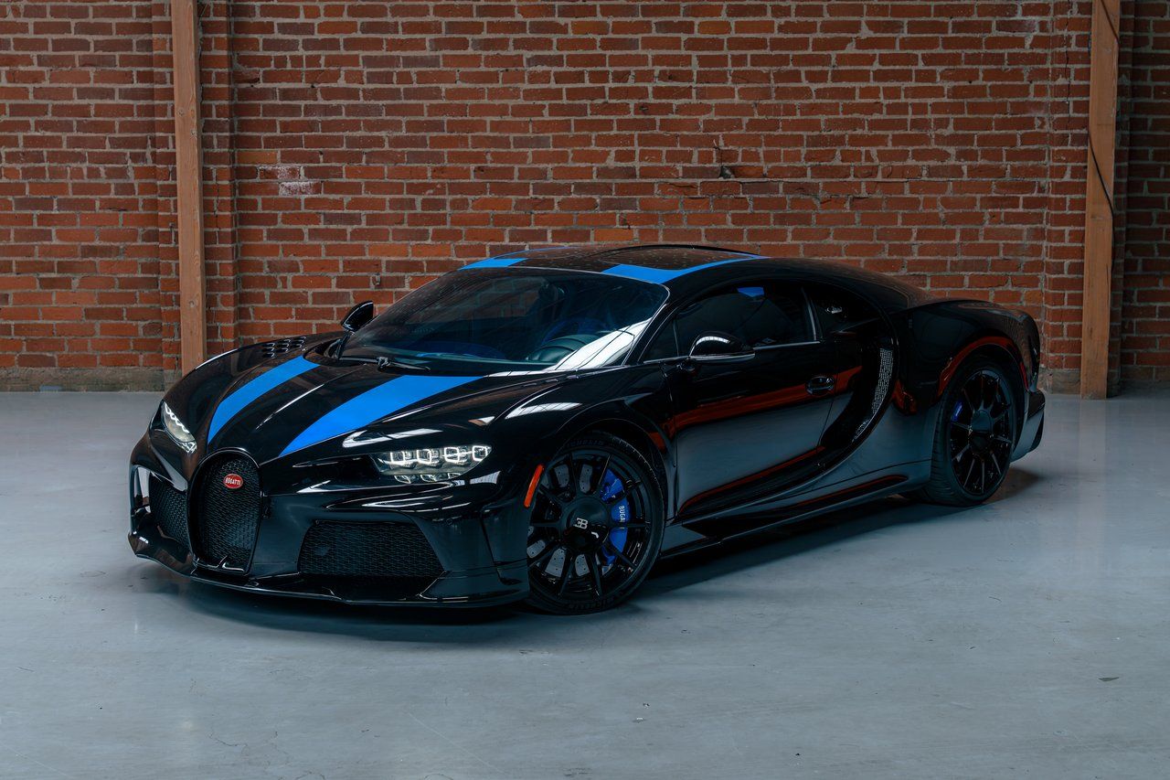 2023 Bugatti Chiron Super Sport photo 2