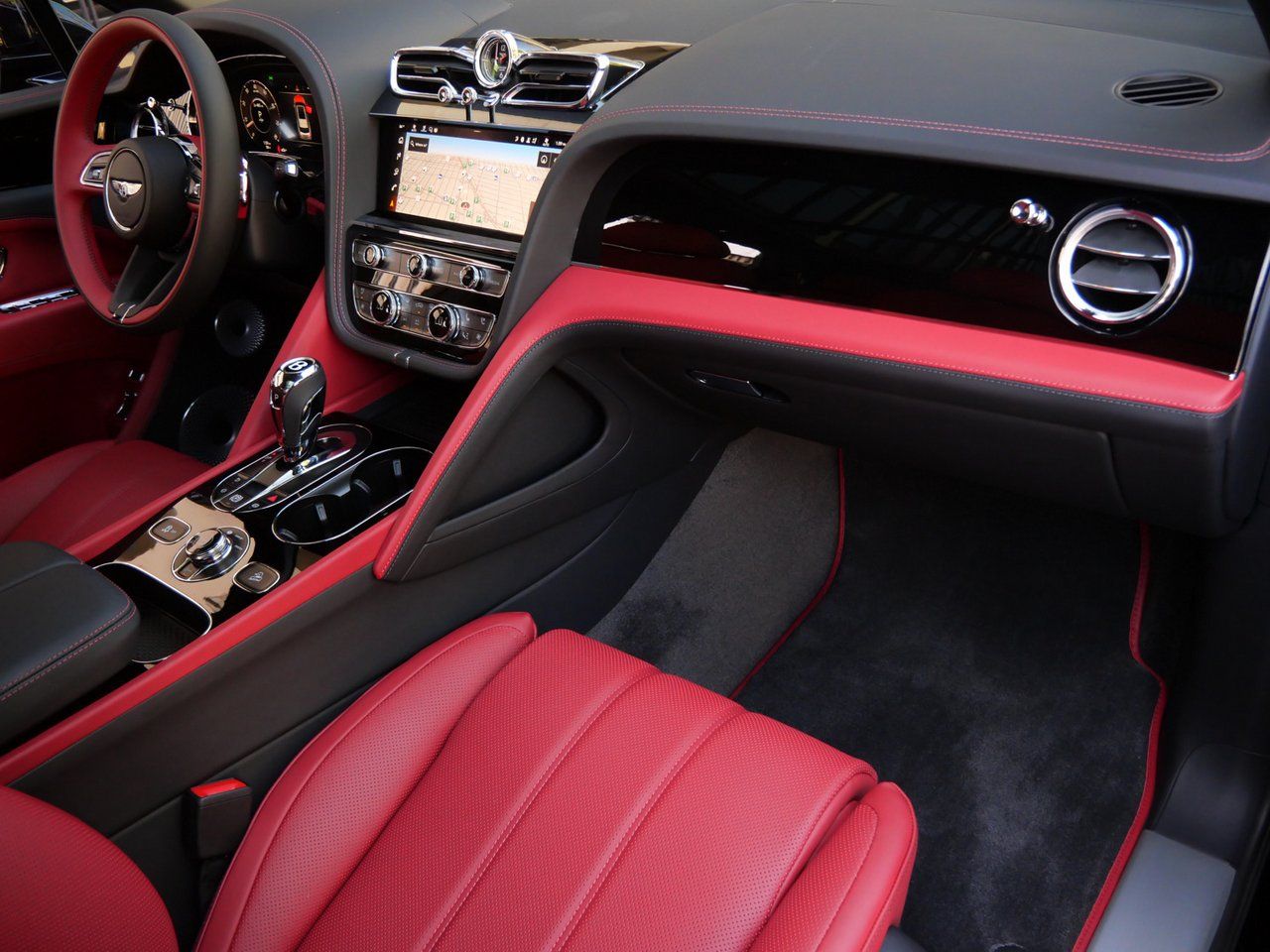 2025 Bentley Bentayga Mulliner - Photo 25