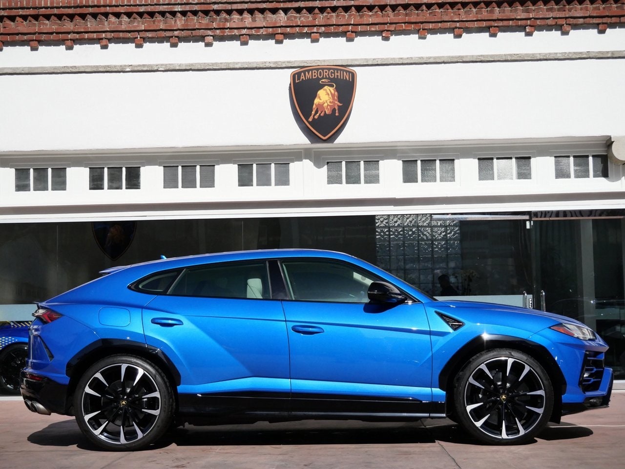 Certified 2021 Lamborghini Urus Base with VIN ZPBUA1ZL6MLA14564 for sale in Beverly Hills, CA