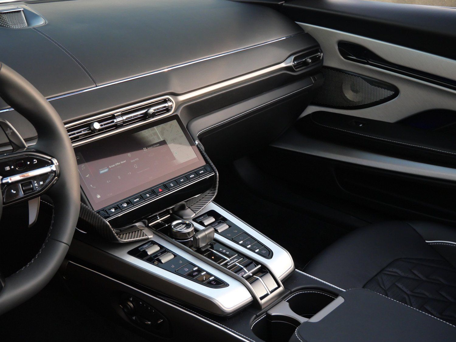 2026 Aston Martin Vanquish Base - Photo 18