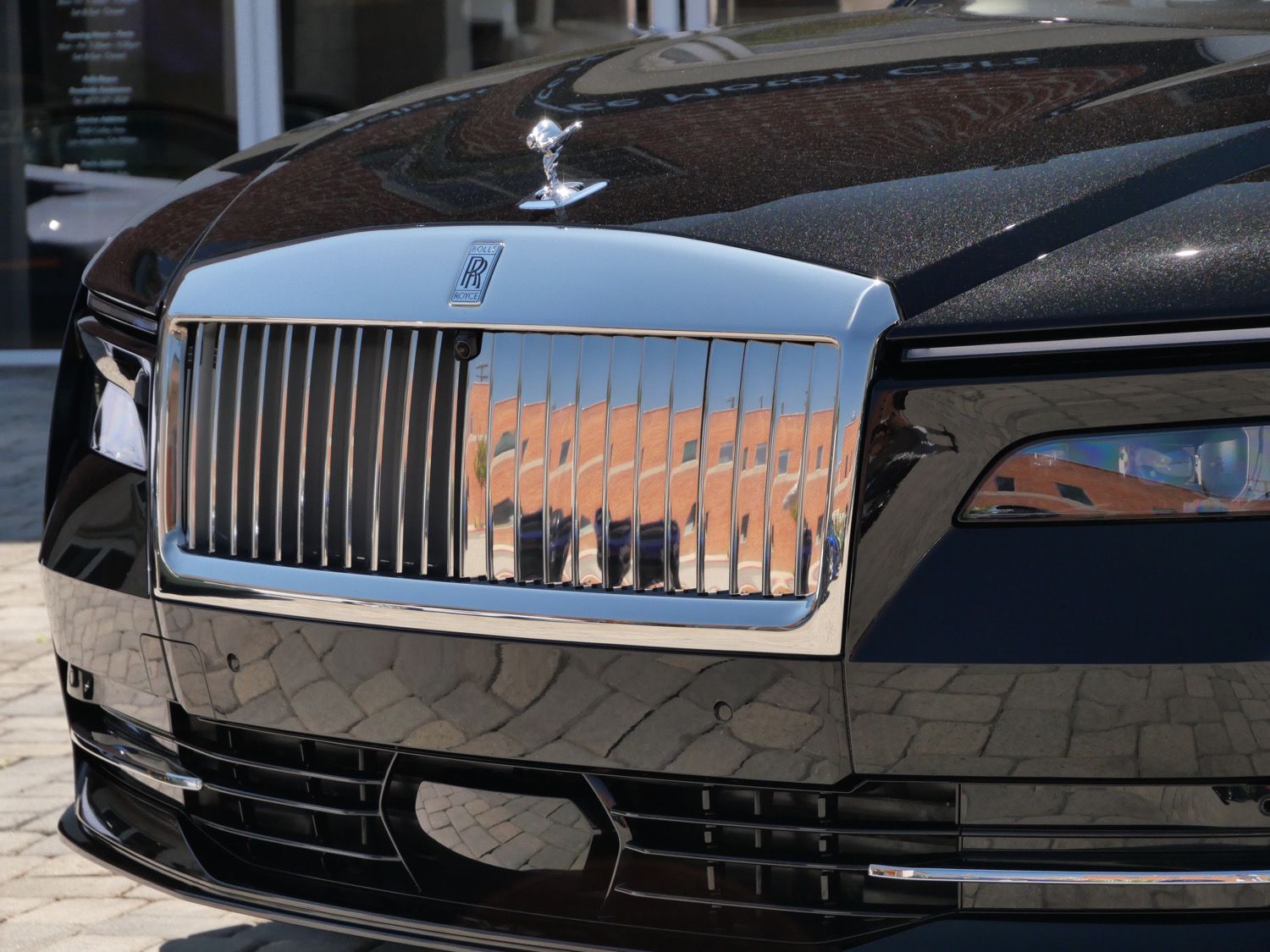 2024 Rolls-Royce Spectre photo 6