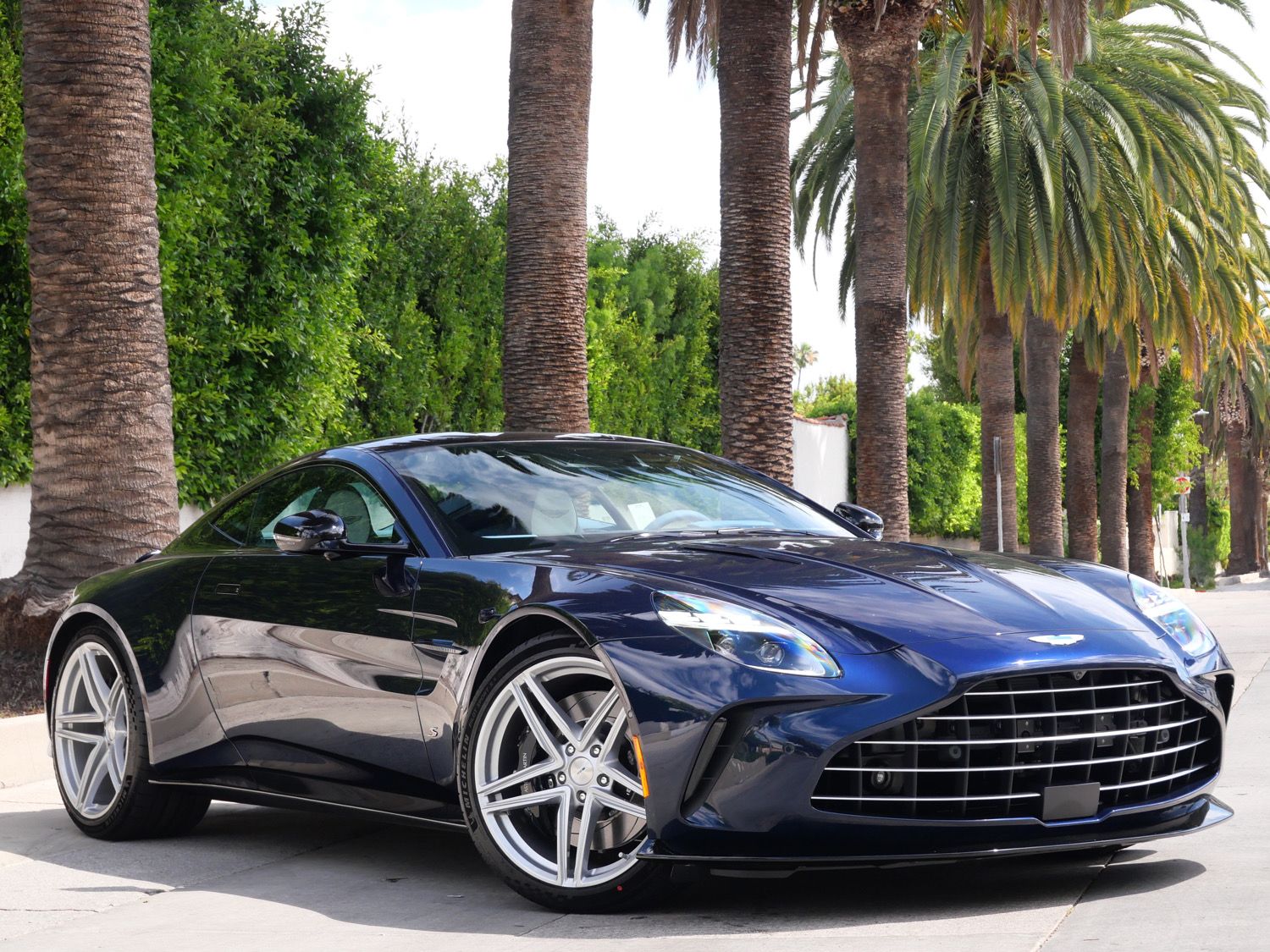 2026 Aston Martin Vantage 4.0 V8's photo