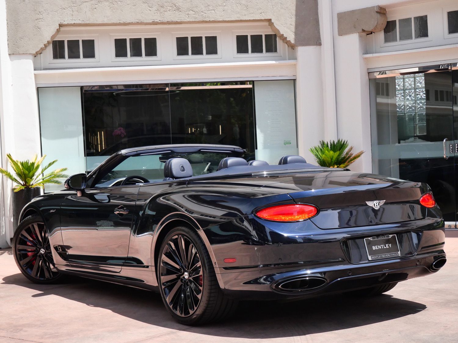 2022 Bentley Continental GTC Speed photo 2