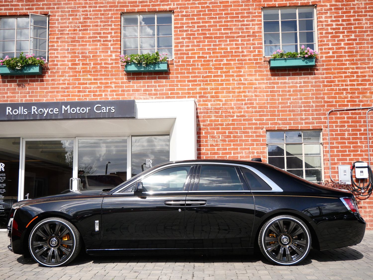 2022 Rolls-Royce Ghost photo 2