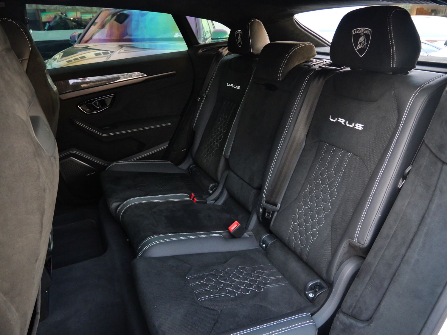 2024 Lamborghini Urus Performante photo 5