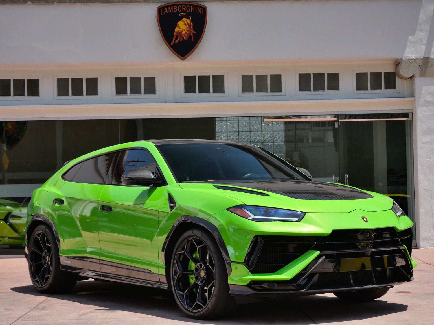 2023 Lamborghini Urus 4.0 V8 Performante's photo