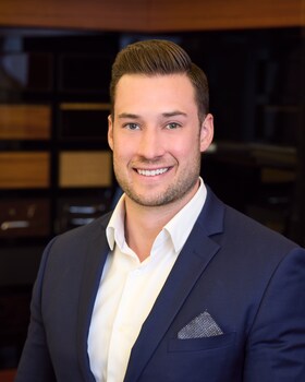 Staff member Alex Schanz from 90469e0c687e