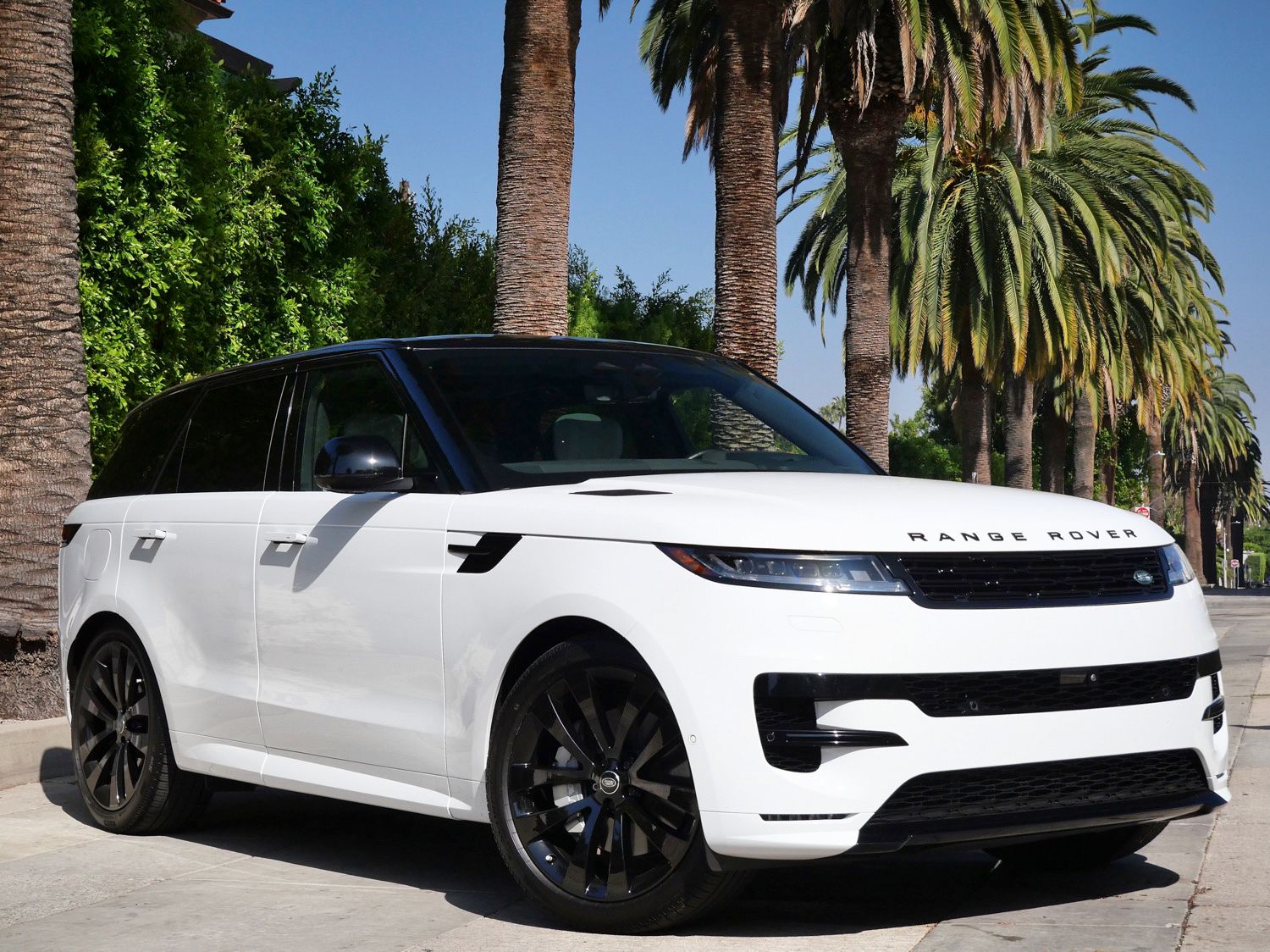2025 Land Rover Range Rover Sport Dynamic SE