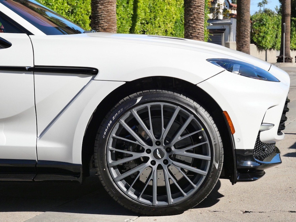 New 2026 Aston Martin DBX 707 SUV
