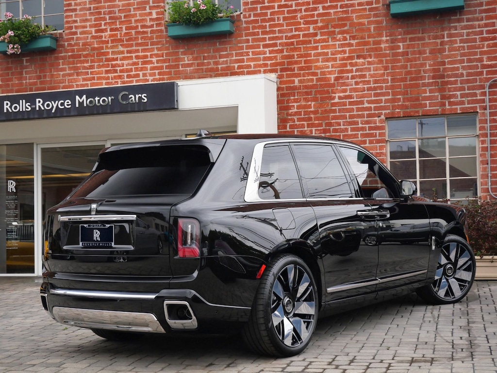New 2027 Rolls-Royce Cullinan SUV
