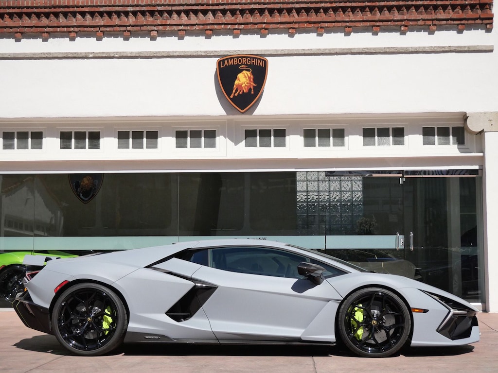 Used 2025 Lamborghini Revuelto Coupe