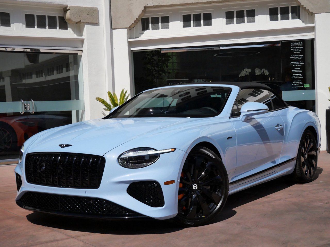 2026 Bentley Continental GTC Azure - Photo 11