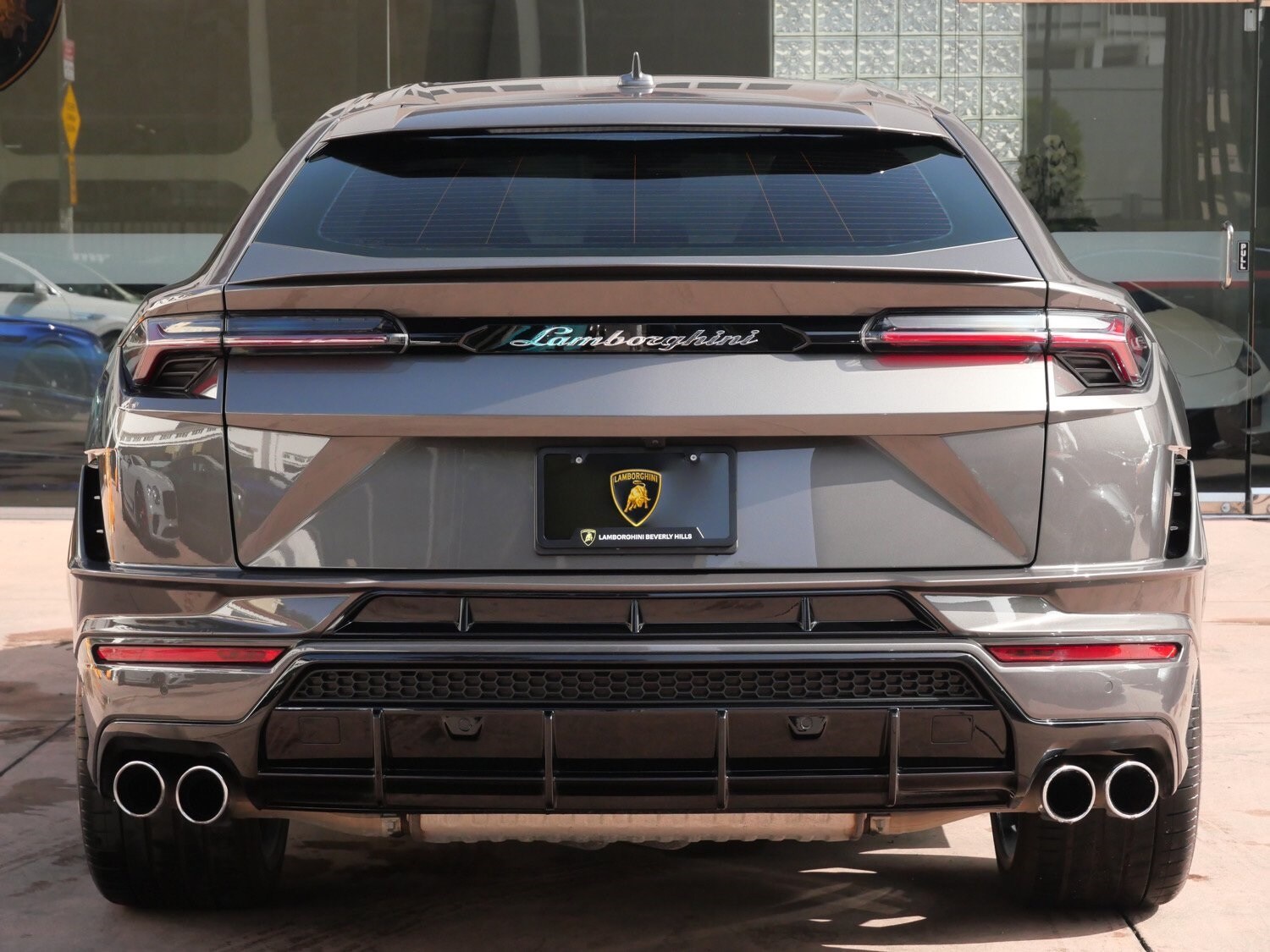 2024 Lamborghini Urus S photo 4