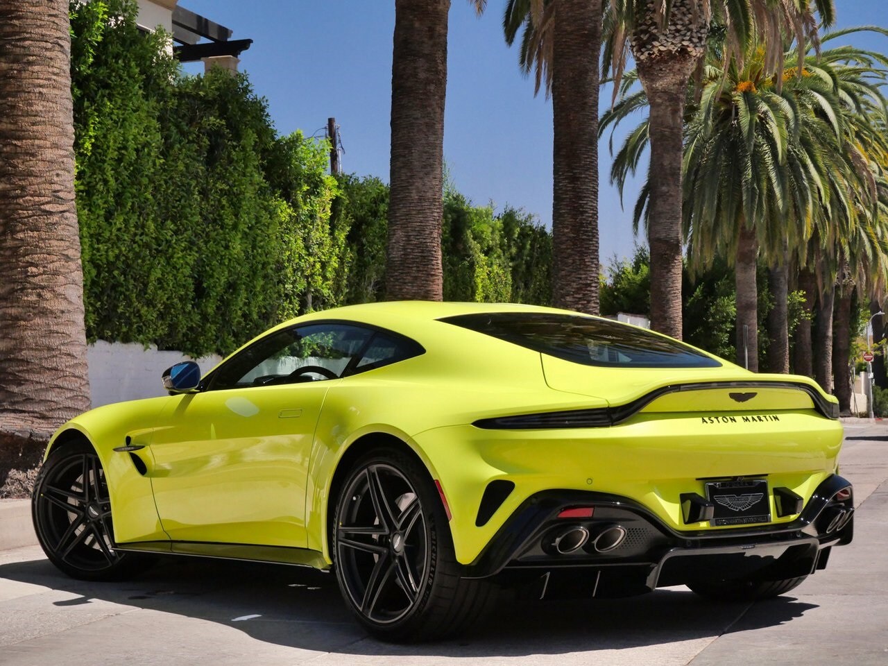 2026 Aston Martin Vantage AM6 photo 2