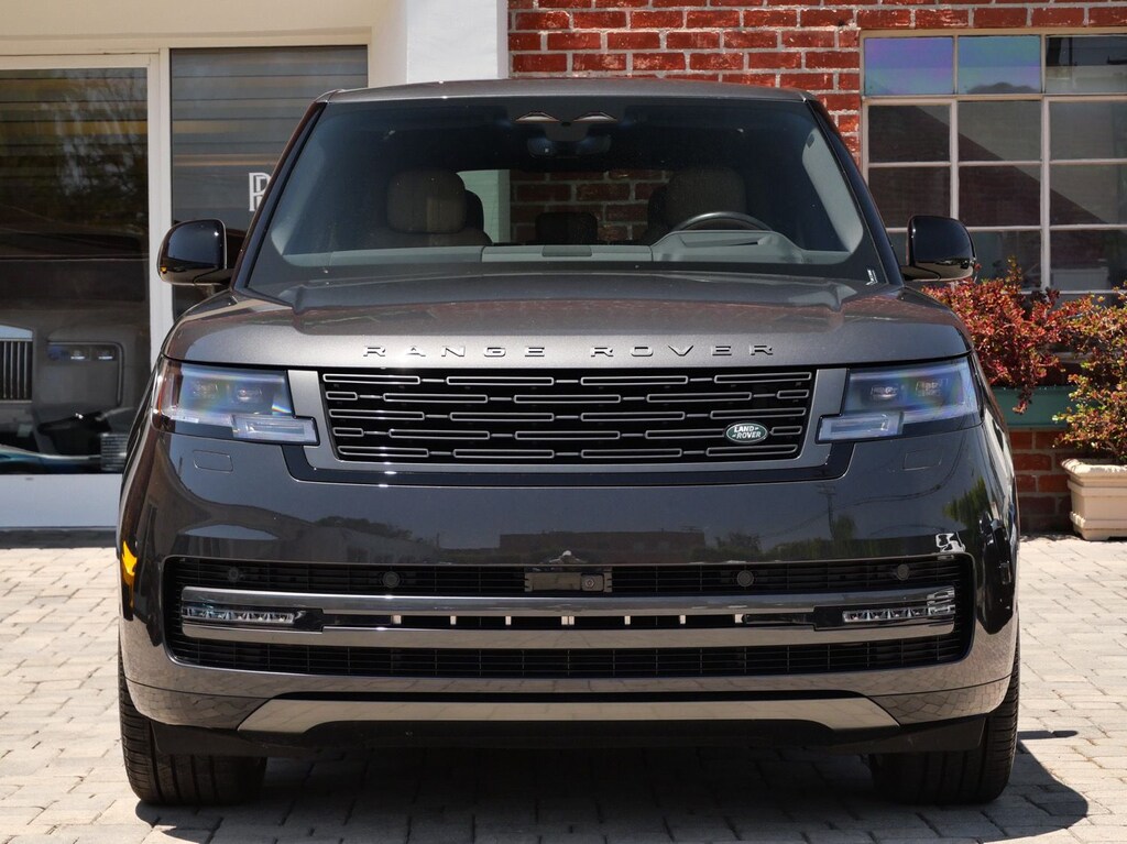 Used 2025 Land Rover Range Rover SE SUV