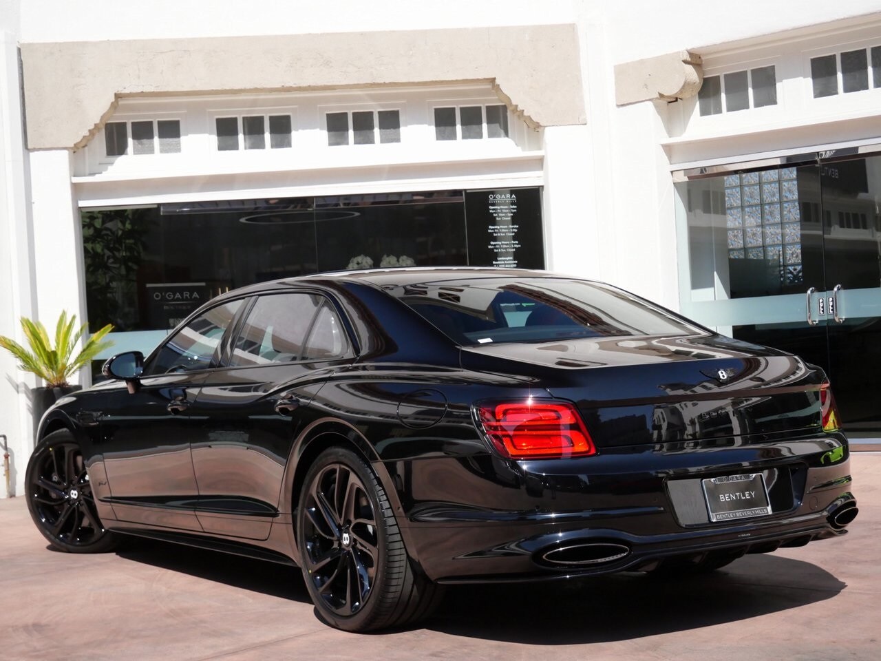 2025 Bentley Flying Spur Speed photo 3