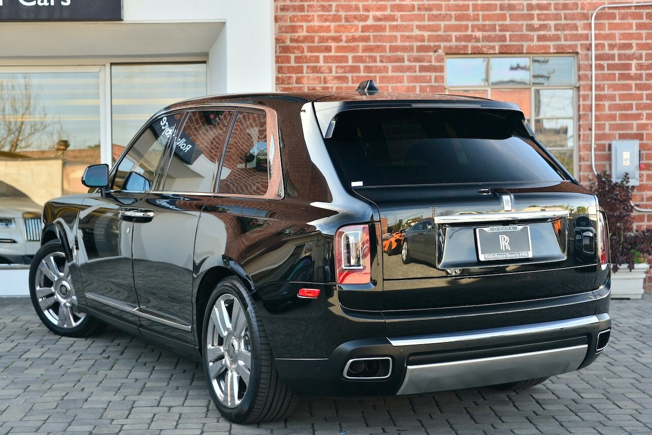 2019 Rolls Royce Cullinan RR31 photo 2