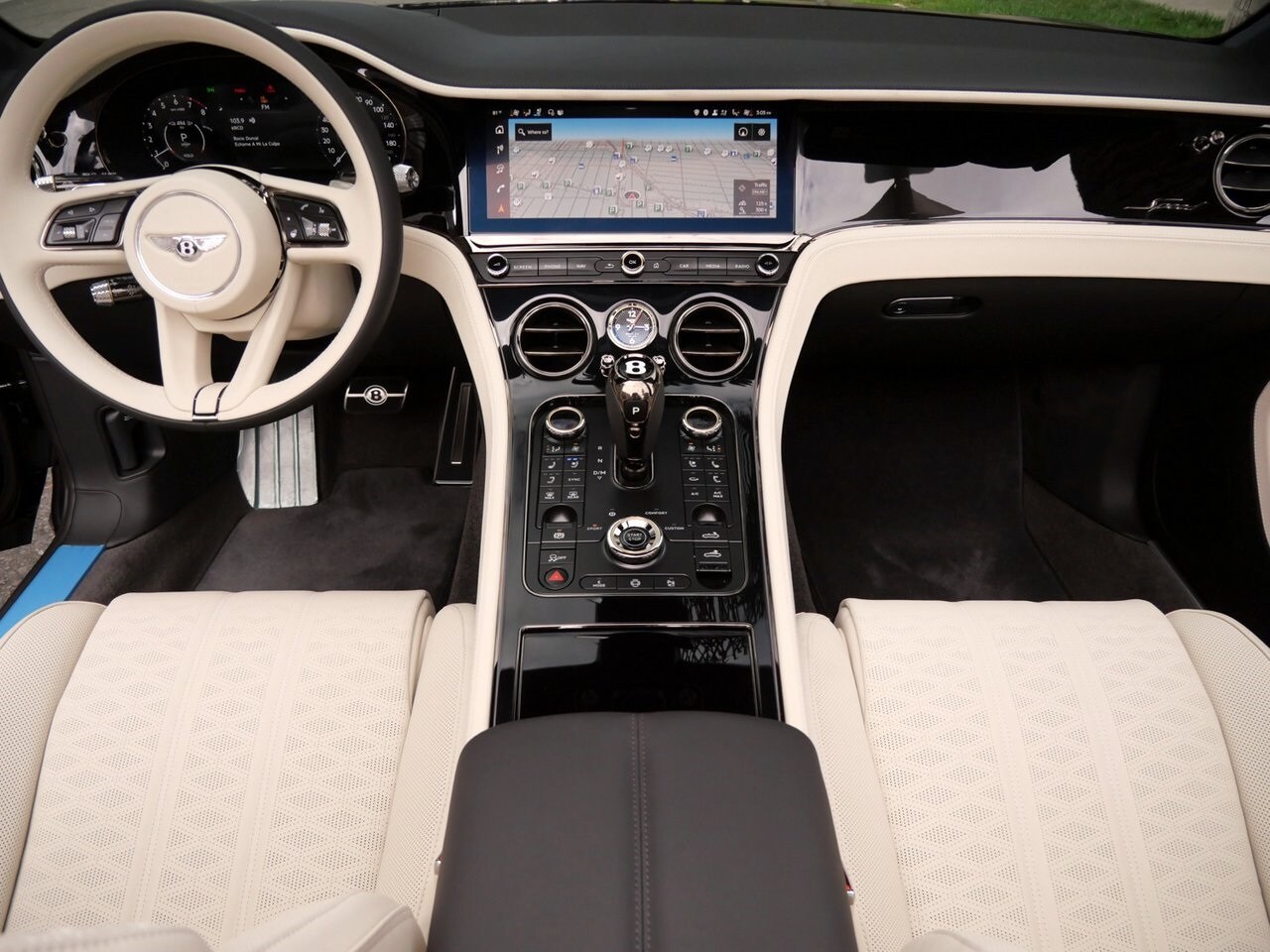 2025 Bentley Continental GTC Speed photo 4