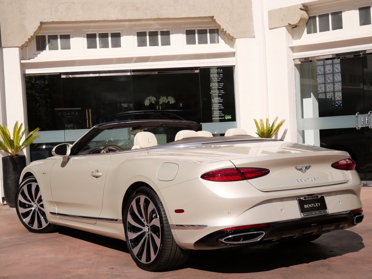 2026 Bentley Continental GTC Azure photo 3