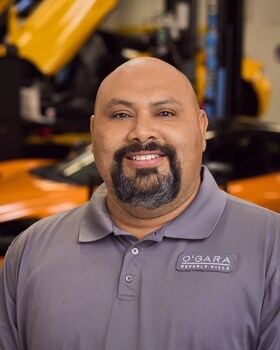 Staff member Edgar Rubira from 94bcae79d69b