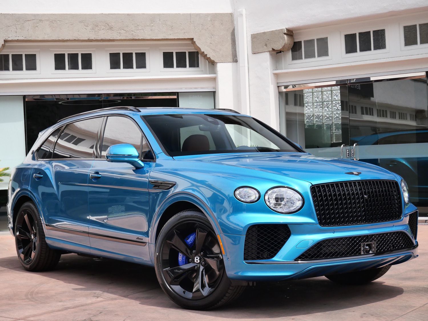 2026 Bentley Bentayga EWB Azure SUV