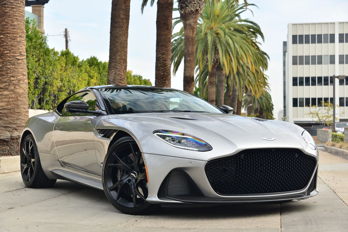 2023 Aston Martin DBS 5.2 V12's photo