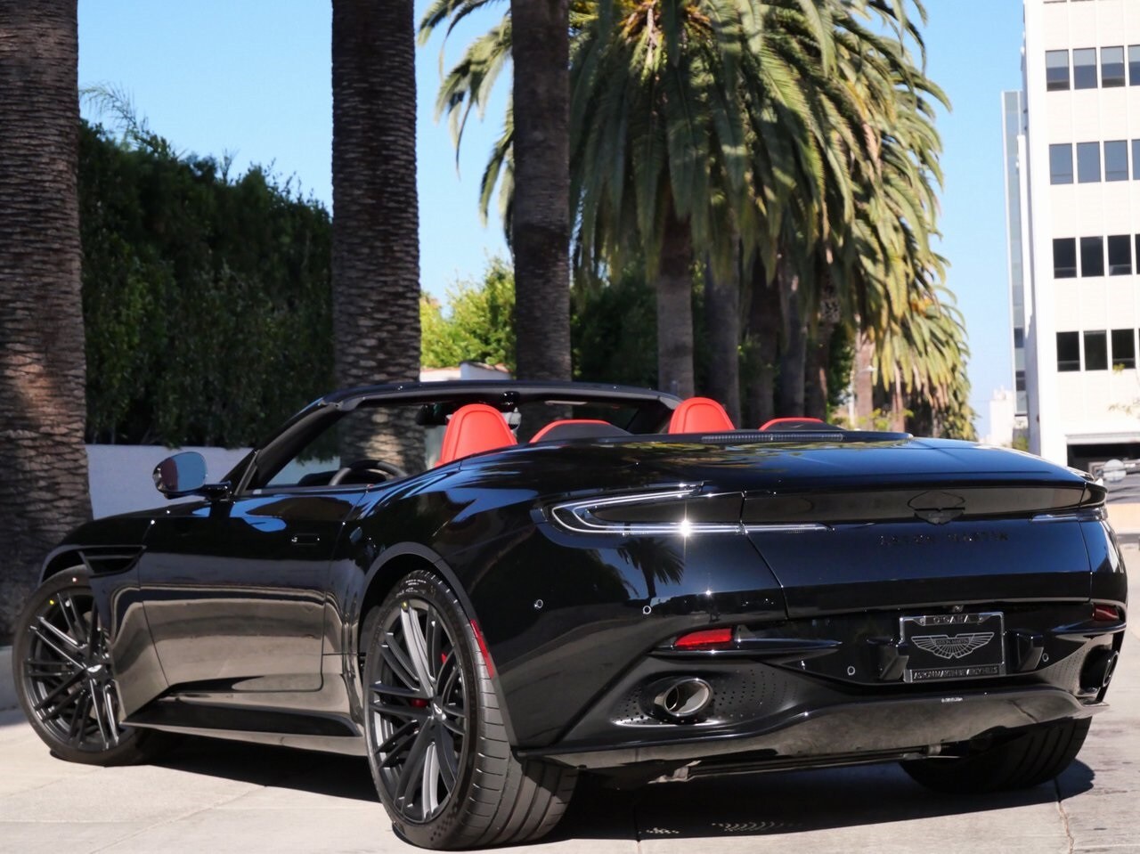 2026 Aston Martin DB12 AM5 photo 2