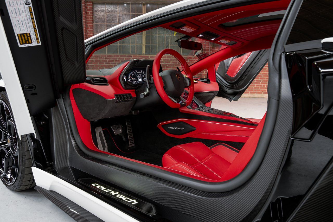 2022 Lamborghini Countach photo 5