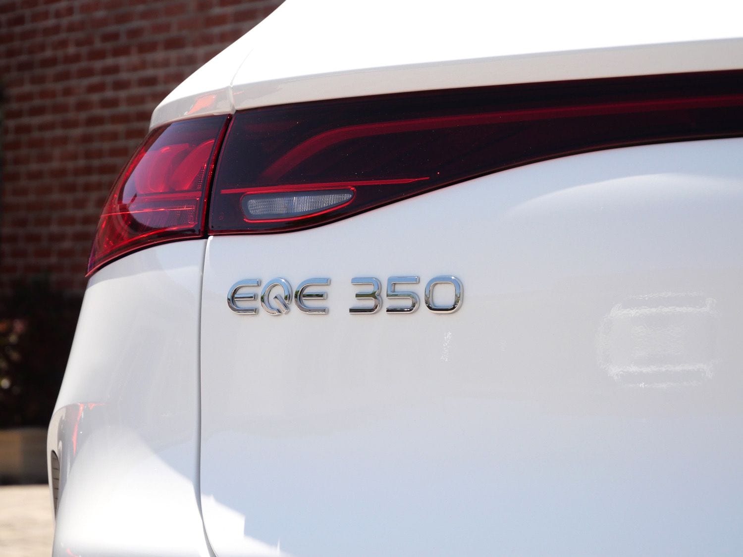 2024 Mercedes-Benz EQE 350 SUV photo 3