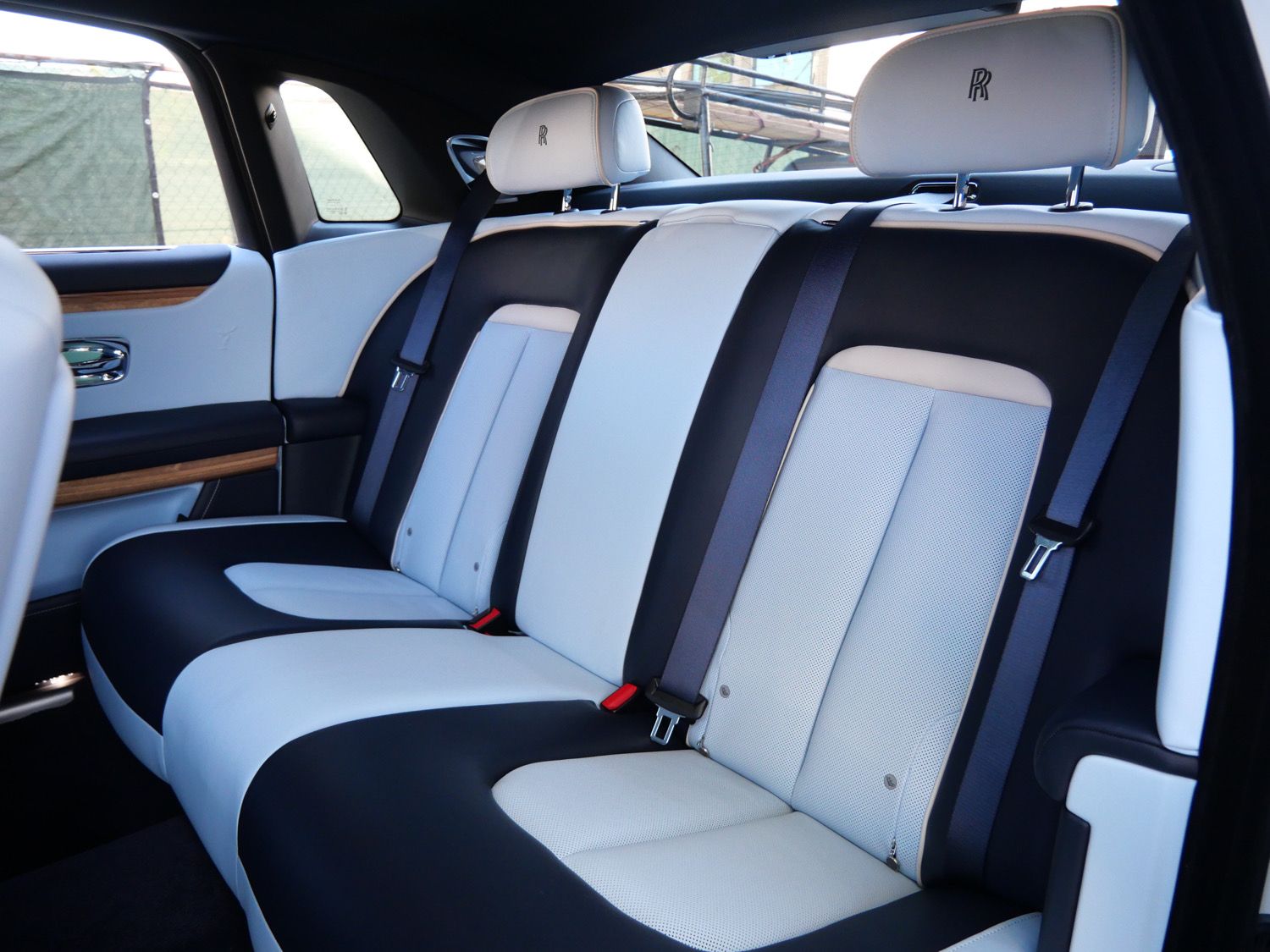 2022 Rolls-Royce Ghost photo 3