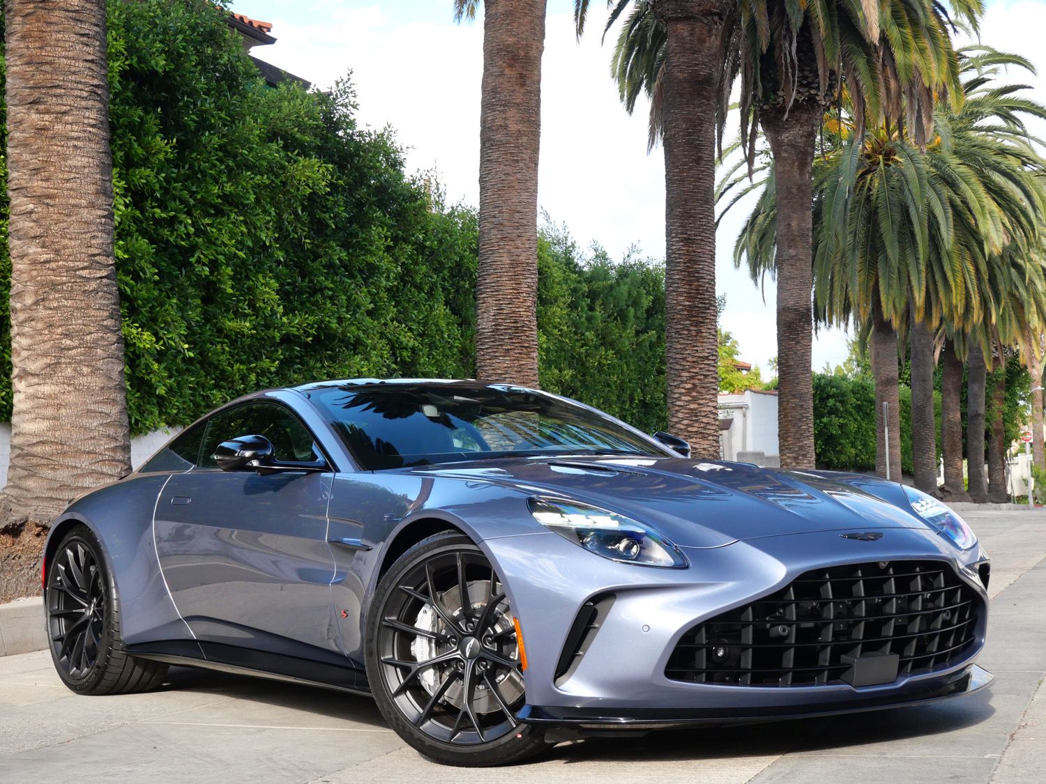 2026 Aston Martin Vantage Base