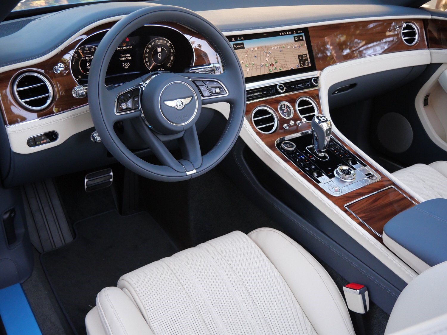 2026 Bentley Continental GTC photo 2