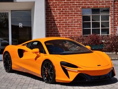 2026 McLaren Artura Performance Coupe