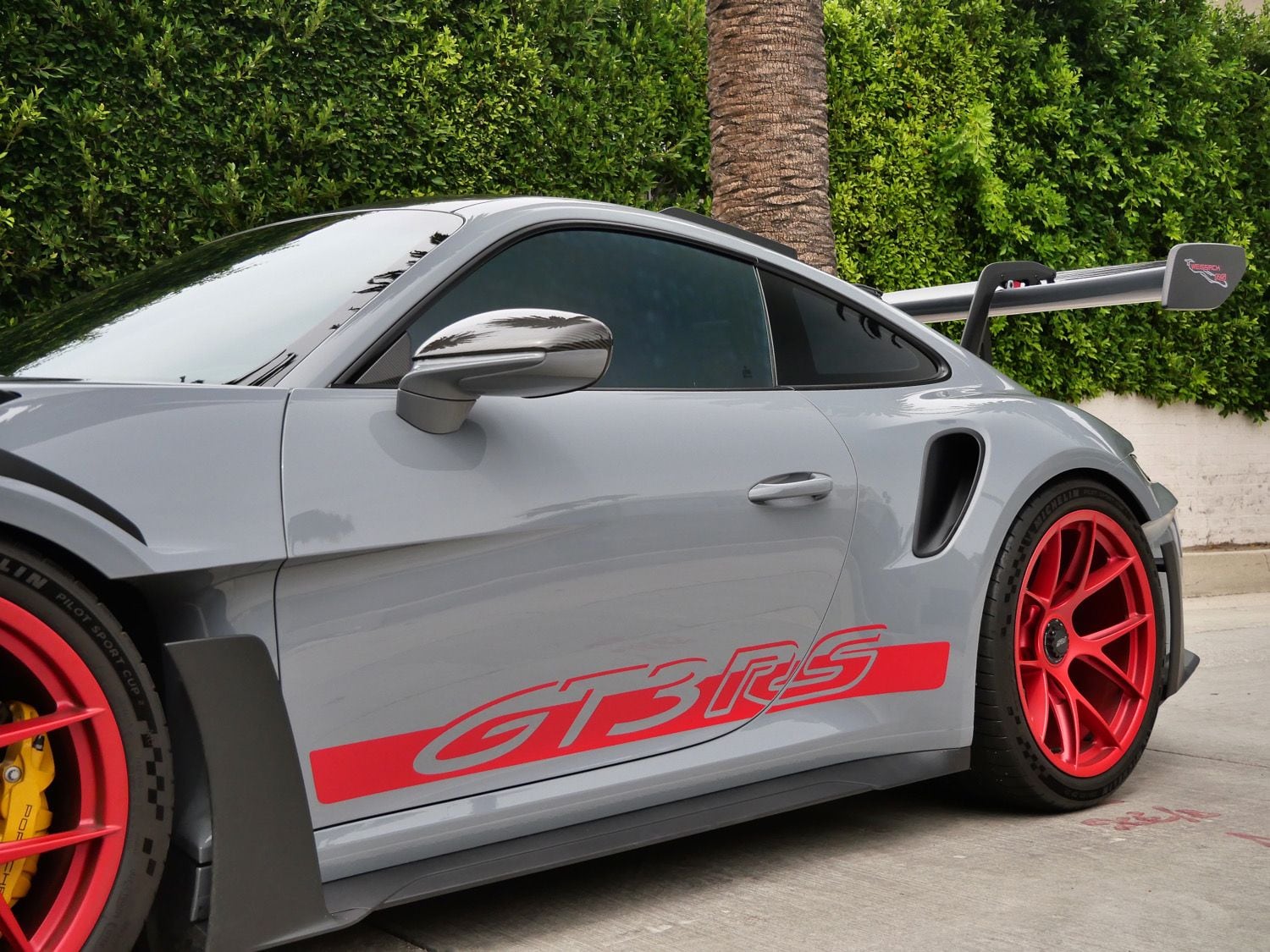 2025 Porsche 911 GT3 RS photo 3