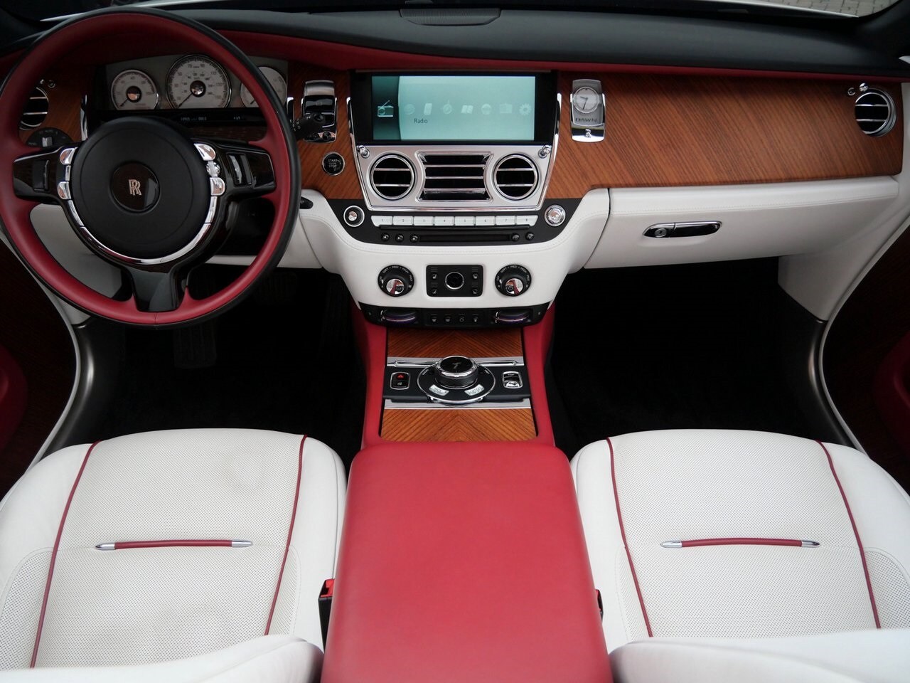 2017 Rolls Royce Dawn RR6 photo 4
